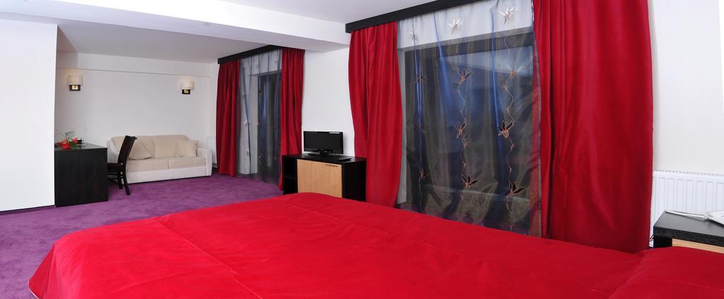 Hotel Toacabellevue กูรา ฮูมอรูลุย ภายนอก รูปภาพ